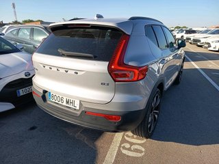 Volvo XC40 B3 Gasolina Mild hybrid Plus Dark Auto 120 kW (163 CV)