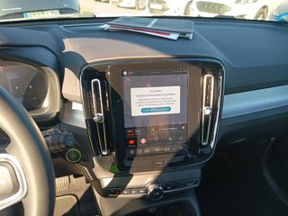 Volvo XC40 B3 Gasolina Mild hybrid Plus Dark Auto 120 kW (163 CV)