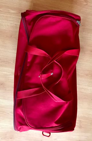 Maleta Trolley Samsonite Roja