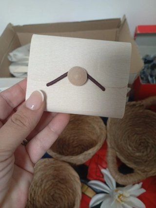 Monederos de madera para detalles