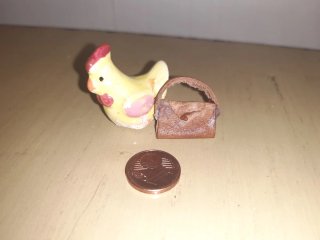 Figuras Belén complementos: Gallina y bolso