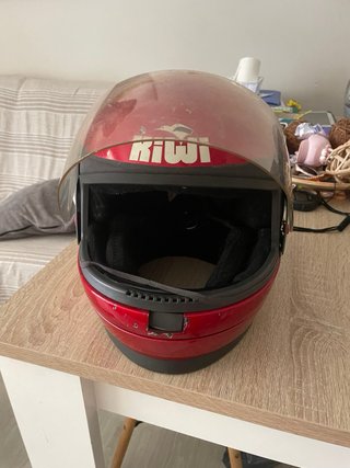 Casco de moto rojo Kiwi K20