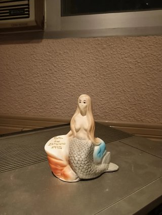 Figura de sirena Para las Sirenas 1992