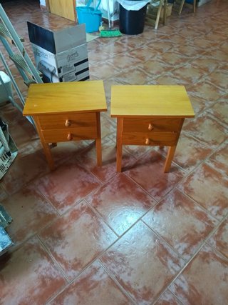 Mesitas de noche de madera (2 unidades)