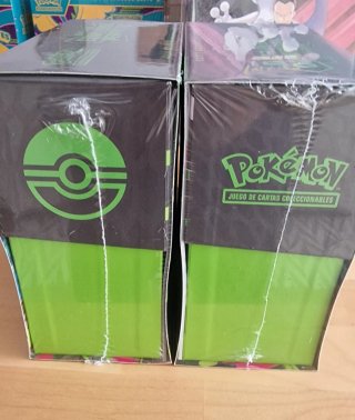 Caja Entrenador Élite Pokémon Equilibrio Perfecto