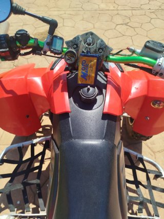 Quad Polaris Rojo y Negro