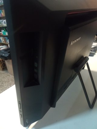 Lenovo ThinkCentre M93z 23 Touchscreen