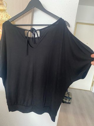 Blusa SHEIN negra talla M