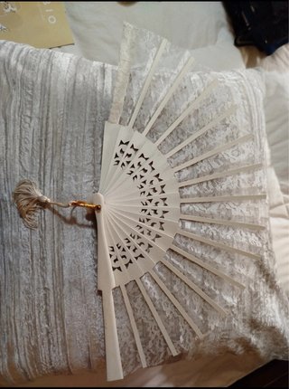 Abanico de Novia - Madera Calada Encaje Blanco
