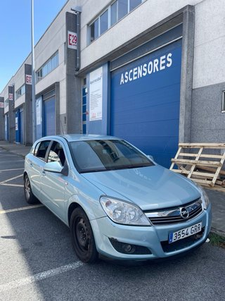 Opel Astra 2009