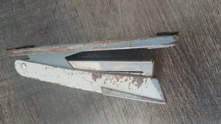 Grapadora antigua NOVA