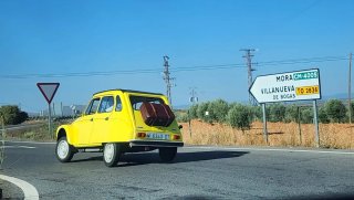 Se alquila coche clasico descapotable