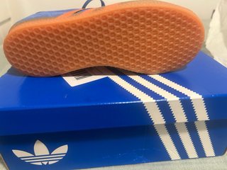 Adidas Gazelle niño azul naranja