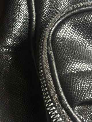 Mochila Zara estilo Saffiano Piel Sintética Negra