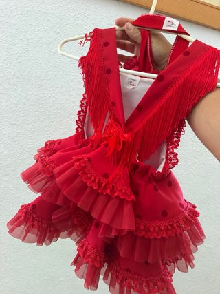 Traje de flamenca rojo con lunares