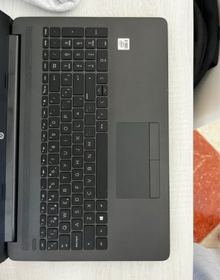 Ordenador portátil HP Negro