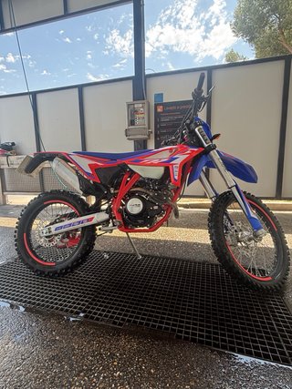 Beta RR 125 R 4T Enduro Moto
