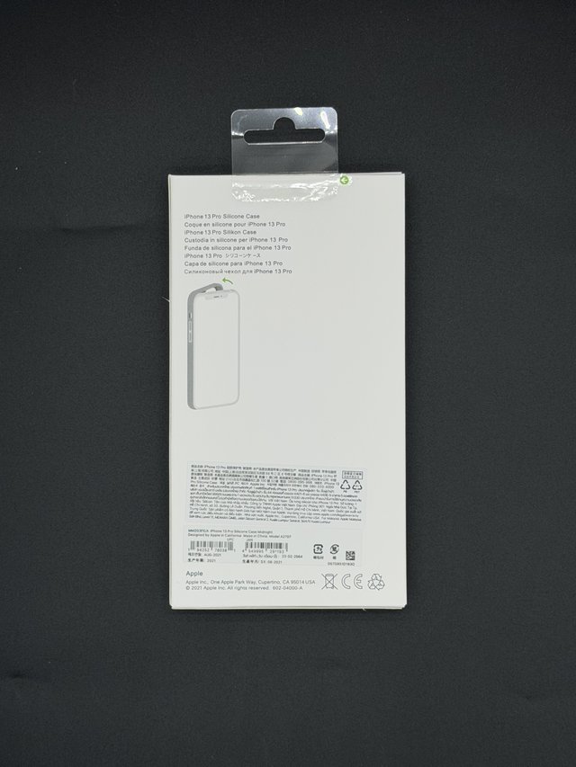 Funda iPhone 13 Pro Silicona Nueva 1