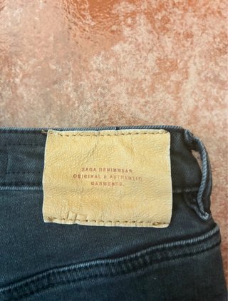 Pantalones vaqueros grises
