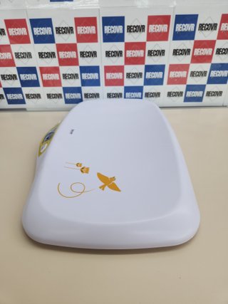 Báscula 20 kg para bebés, con superficie curvada y segura, función de tara y retención para bebés que patalean, medición y visualización en pasos de 5 g Beurer BY 80