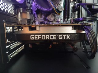 Ordenador PC gaming negro