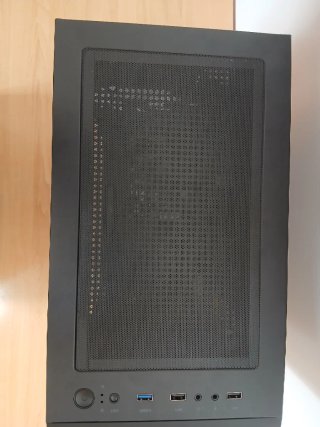 Ordenador PC gaming negro