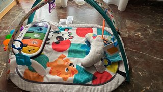 Gimnasio Musical Bebé Baby Einstein