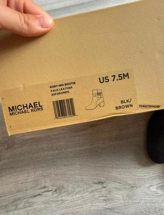 Botines Michael Kors Negros y Marrones