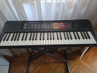 Piano Yamaha PSR F51 + Soporte