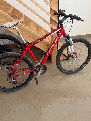 Bicicleta de Montaña Orbea Roja
