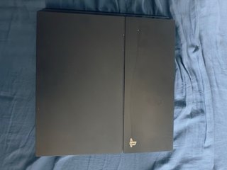 Consola PS4 (PlayStation 4) Negra + 4 Juegos