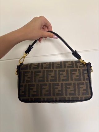Bolso  Baguette Marrón y Dorado