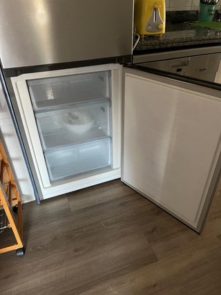 Frigorífico plateado Inverter