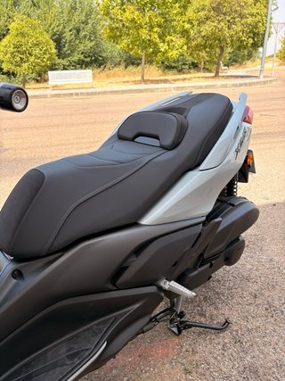 Yamaha X-max 125cc Maxi Scooter