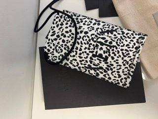 Valentino Garavani VLTN Pochette Leopardo
