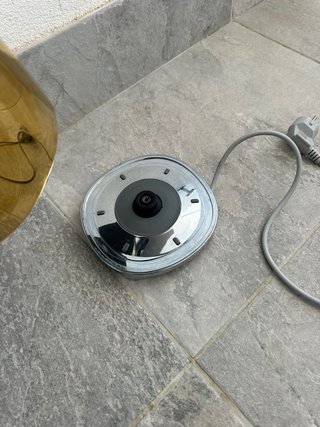 Hervidor de agua Smeg dorado