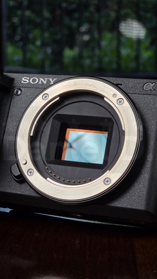 Cámara Sony A6400 + Obj 16-50mm COMO NUEVA