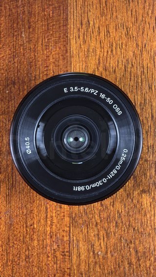 Cámara Sony A6400 + Obj 16-50mm COMO NUEVA
