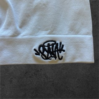 Cappello Beanie Streetwear con Logo Ricamato