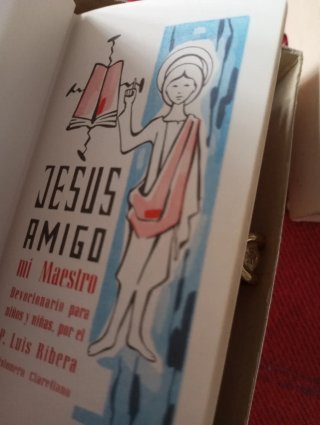 Libro de mi primera comunión  del año 1993-95
