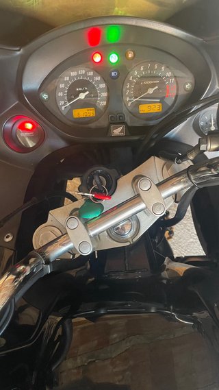 Honda CBF 600 Negra