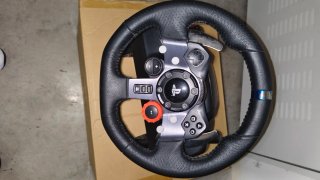 Volante Logitech G29 con pedales y Shifter