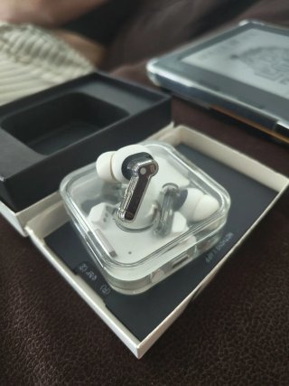 Auriculares Inalámbricos Nothing Ear (2) Blancos