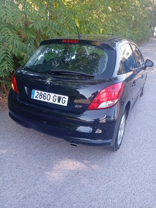 Peugeot 207 2010