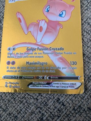 Mew VMAX Dorado Golpe Fusión Cruzado
