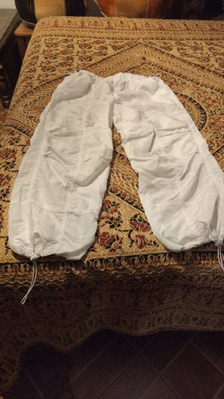 Pantalón blanco Bershka 10-12 años