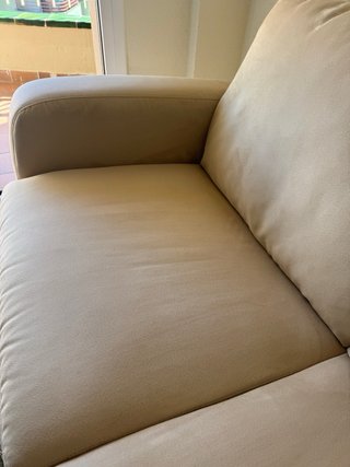 Sofá 2 plazas de microfibra beige