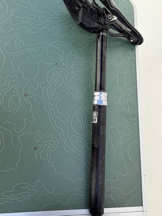 Tija telescópica RockShox Reverb AXS