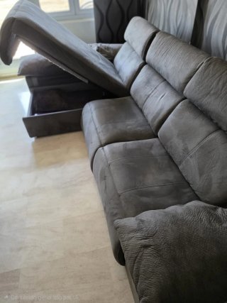 Sofá chaiselongue gris tela