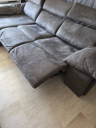 Sofá chaiselongue gris tela